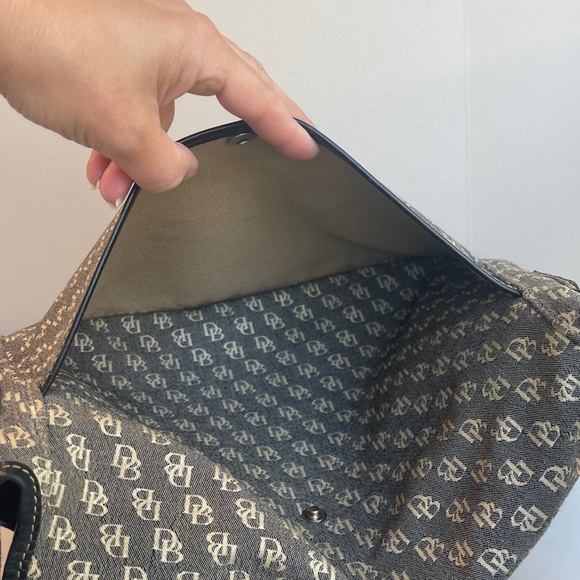 Dooney & Bourke Messenger Bag - Picture 15 of 16